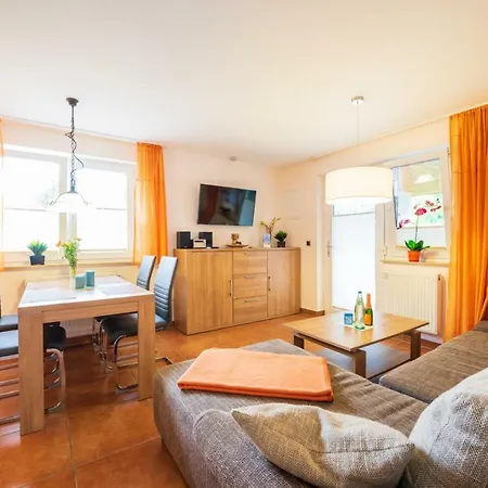 Ferienhaus Am Seilgarten * Binz