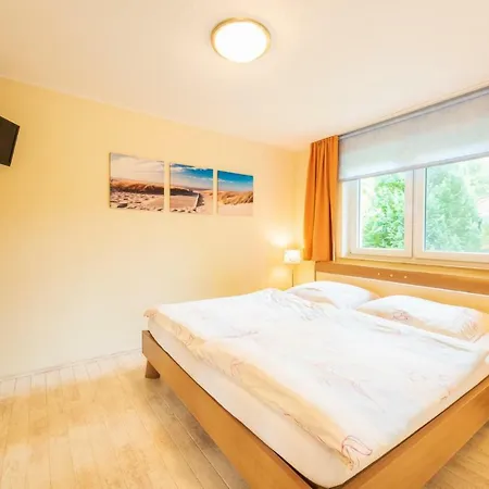 Ferienhaus Am Seilgarten * Binz